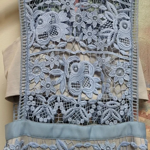 Self portrait periwinkle blue lace cutout dress with grey lining size 2 - Picture 13 of 14